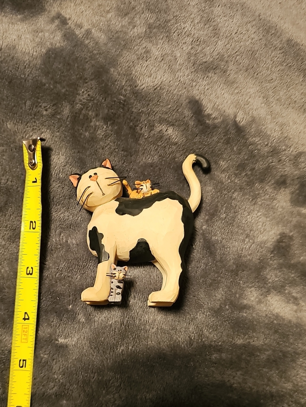 Cat Figurine with Kittens - Picture 11 of 11